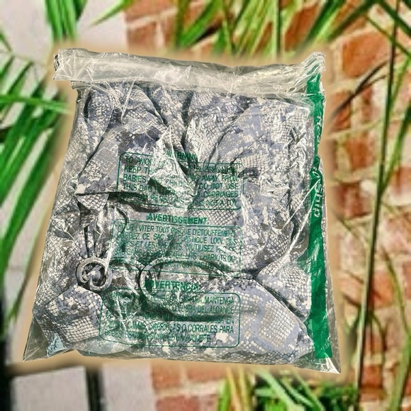 NWT Steve Madden Blue ‘Bishop’ Snakeskin Print Split-Neck Puff Sleeve Minidress - Picture 4 of 4